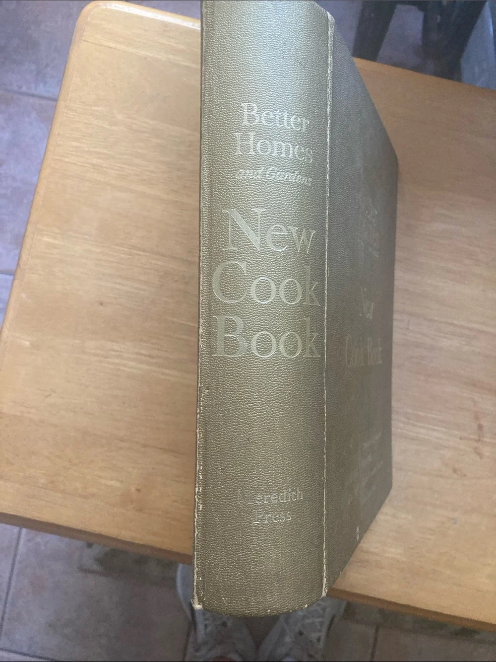 Better Homes And Gardens Gold Hardcover New Cook Book